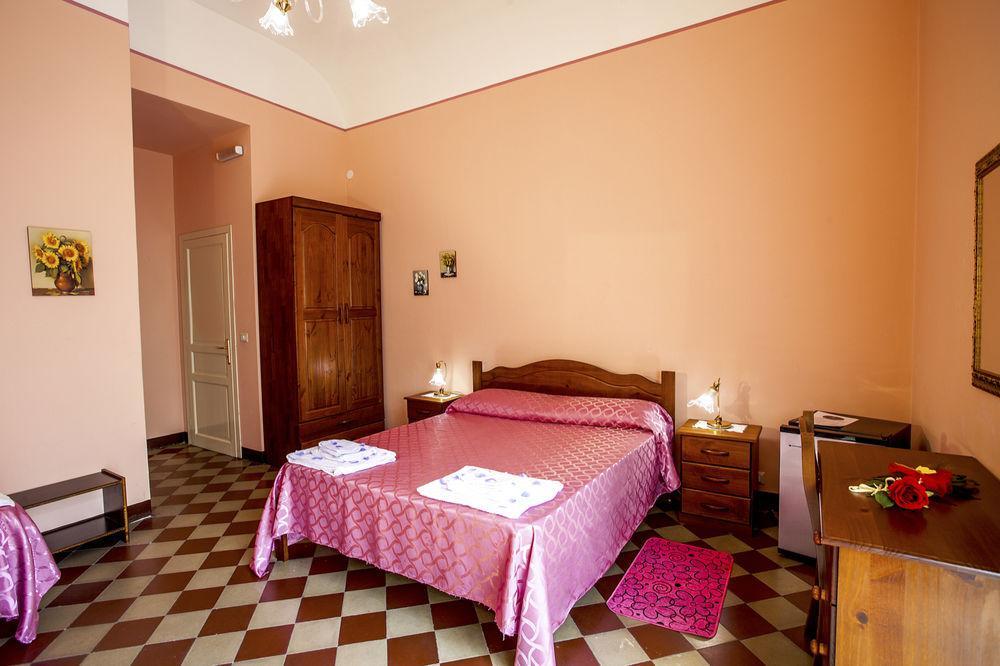 Siciliaetnamare Bed & Breakfast Riposto ภายนอก รูปภาพ