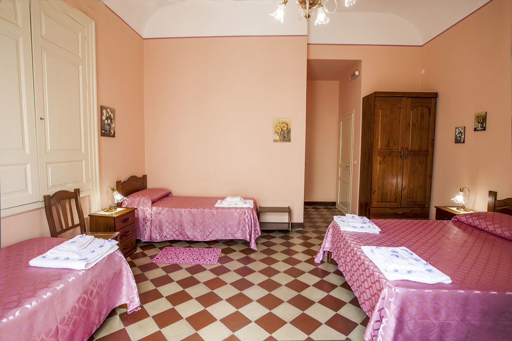 Siciliaetnamare Bed & Breakfast Riposto ภายนอก รูปภาพ