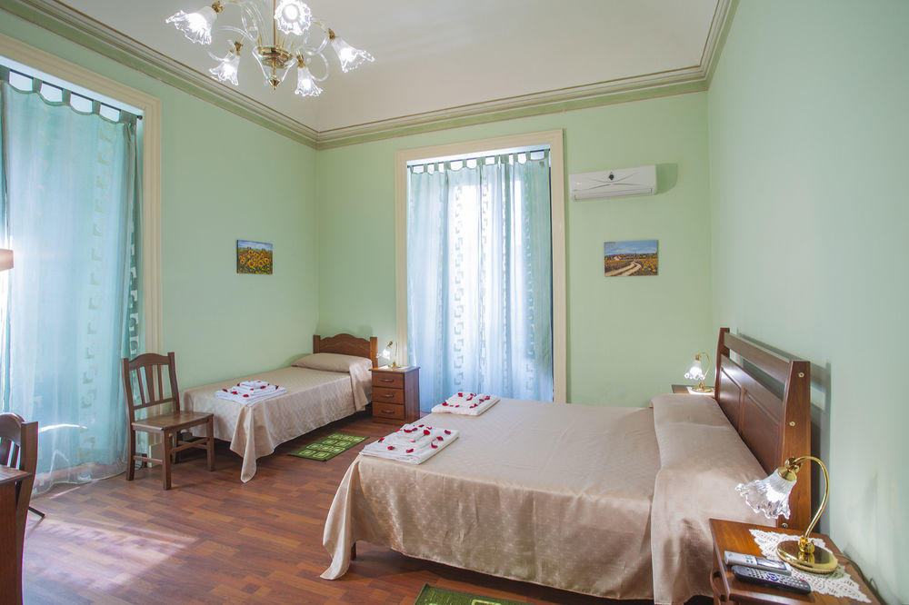 Siciliaetnamare Bed & Breakfast Riposto ภายนอก รูปภาพ