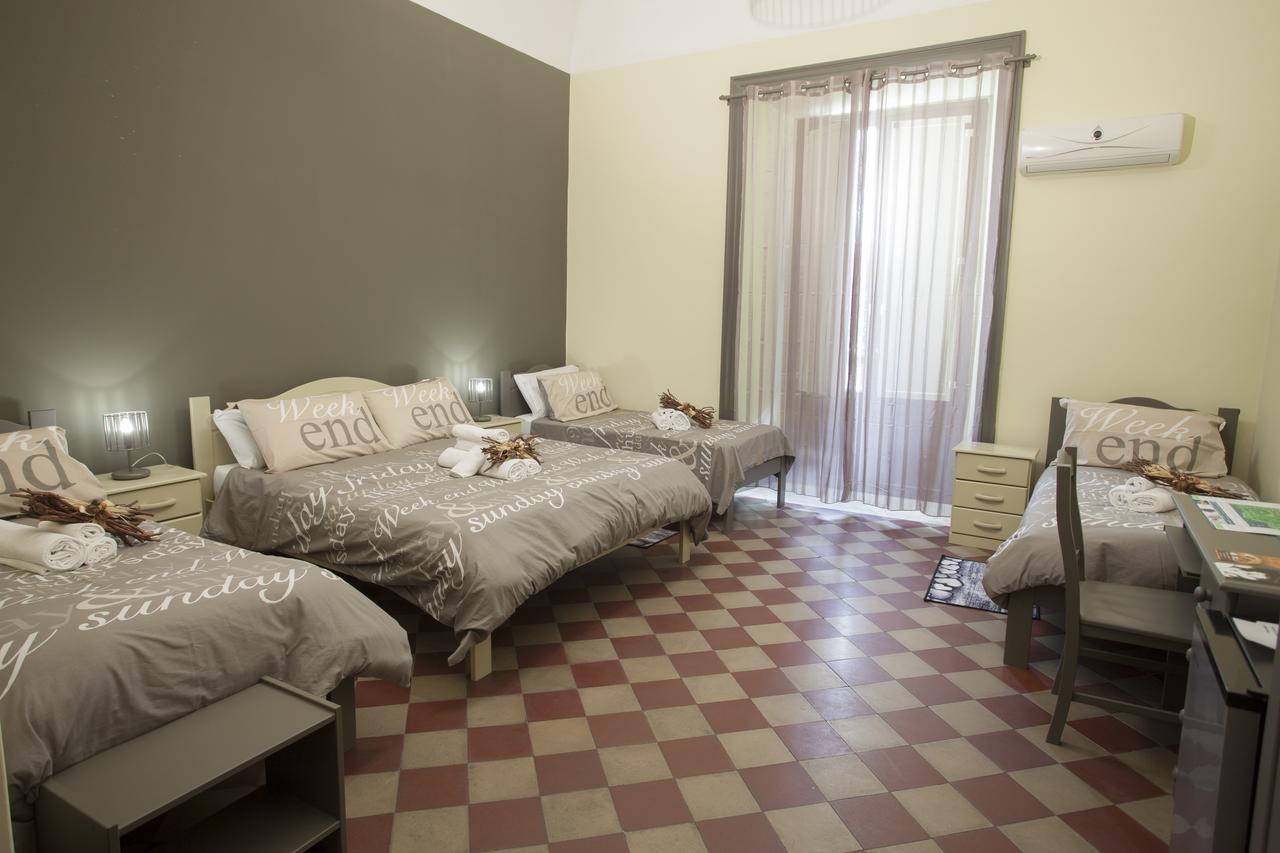 Siciliaetnamare Bed & Breakfast Riposto ภายนอก รูปภาพ