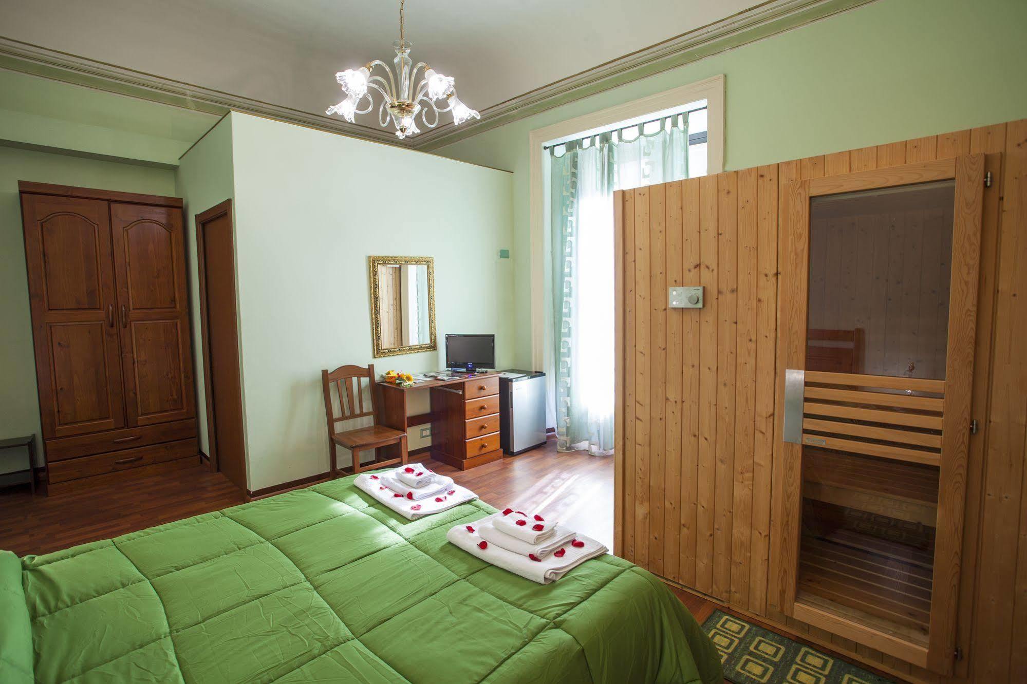 Siciliaetnamare Bed & Breakfast Riposto ภายนอก รูปภาพ